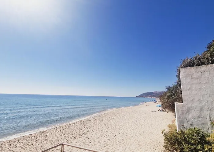Villa Gabriella Near The Beach